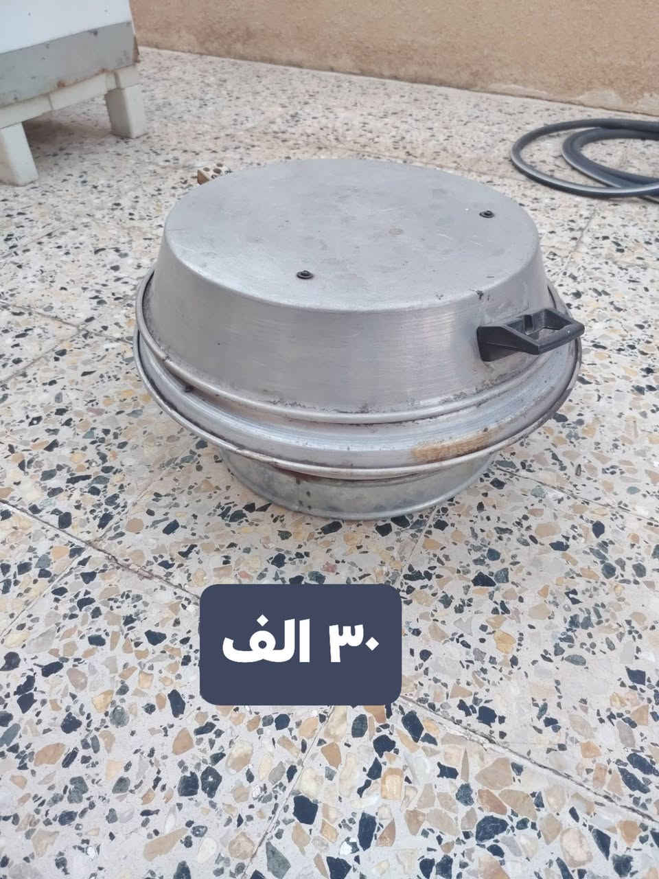 أغراض للبيع مكان حي صدام 
***********
***********
