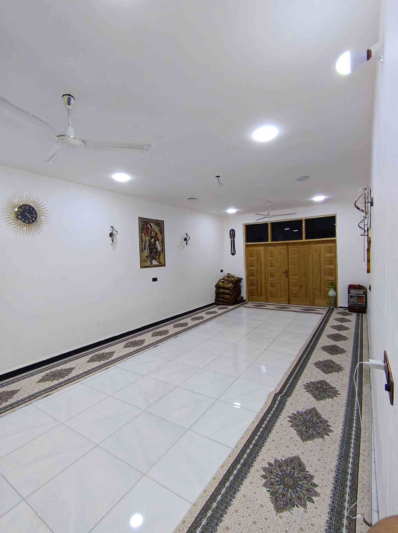 سلام عليكم بيت للبيع مساحه 250 سند 25 بيت كدامك تفاصيله عنوان حله بابل قريته برنون قرب سيطره لاثار حي المرتضى ***********
