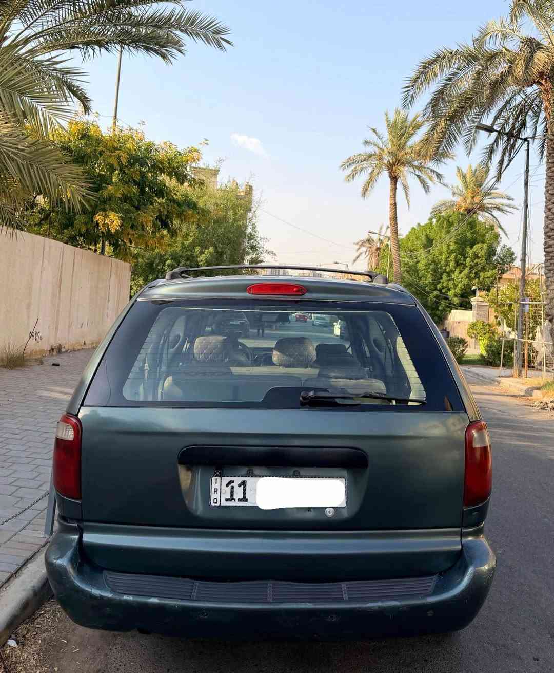 دودج كرفان 2007 فول مواصفات 
محرك وكير نضيفات
سنويه جديده
رقم بغداد الجديد
السعر 72 ومجال جداً بسيط
داخلها نضيف جدا لون بيجي
صبغ حزام بسبب جراد 
سيبايات متحركه
منظومه غاز
تايرات جدد
ويلكب 
مازدات داخل اسود
تبريد 3 قطع  ثلج 
شاشه كبيره 
مكان السياره بغداد المنصور 
للاستفسار *********** بغداد, العراق
