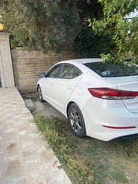 ٢٠١٨ • كندي • باب مبدل