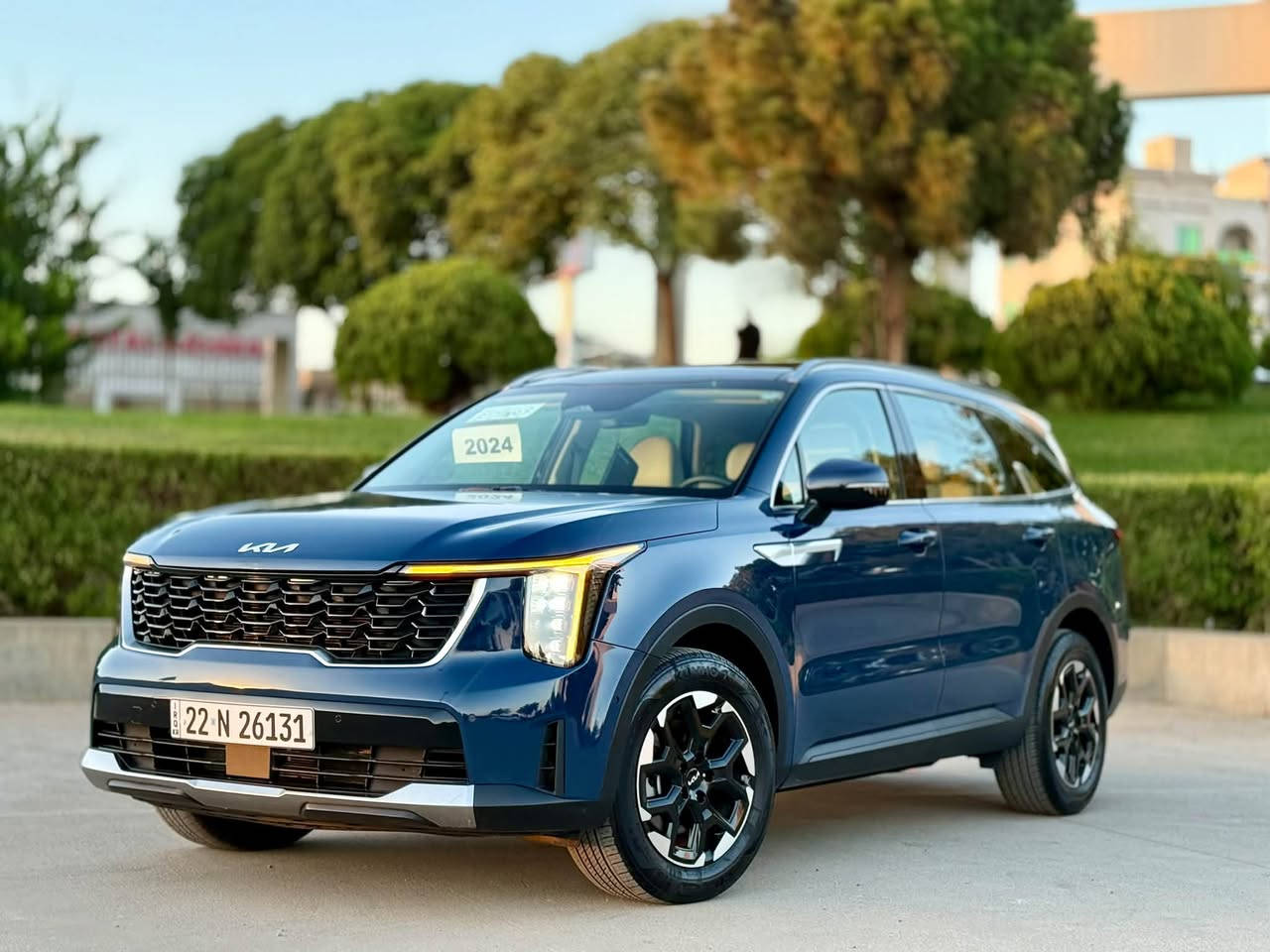 🚘 للبيع | كيا سورينتو S 2024

Kia sorento S 2024
🔹 اللون: أزرق
🔹 الممشى: 25 الف ميل 
🔹 المحرك: 2500 cc 

⭐ المواصفات:

✔️ بانوراما
✔️ داخل جلد أبيض
✔️ أضواء زينون
✔️ بصمة أبواب + تشغيل بصمة
✔️ تشغيل عن بُعد
✔️ شاشة كبيرة مع Apple CarPlay
✔️ كاميرات + حساسات أمامي وخلفي + رادارات
✔️كراسي كهرباء وتدفئة
✔️ أوضاع قيادة ECO / NORMAL / SPORT
✔️ والعديد من الإضافات الأخرى

🔧 حالة السيارة:

✅ بدون صبغ 
✅ بدون أيرباك — جميع الأيرباكات أصلية ولم تفتح

🔑 رقم الشاصي:

5XYRL4JC6RG281615

💰 السعر:
25500$
💬 قابل للتفاوض بعد المعاينة

🔢 الترقيم:
السيارة رقم اربيل (ترقيم جديد فحص وهزه وسنويه لغايه 2030)

📍 الموقع: أربيل
📞 ***********
واتساب / اتصال / فايبر

