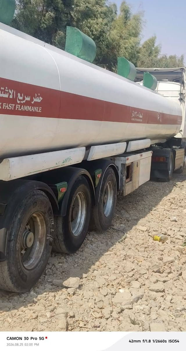 تنكر صهريج تك تاير دناكير ساف جاهز كهرباء بريك حموله 36الف للستفسار ***********

