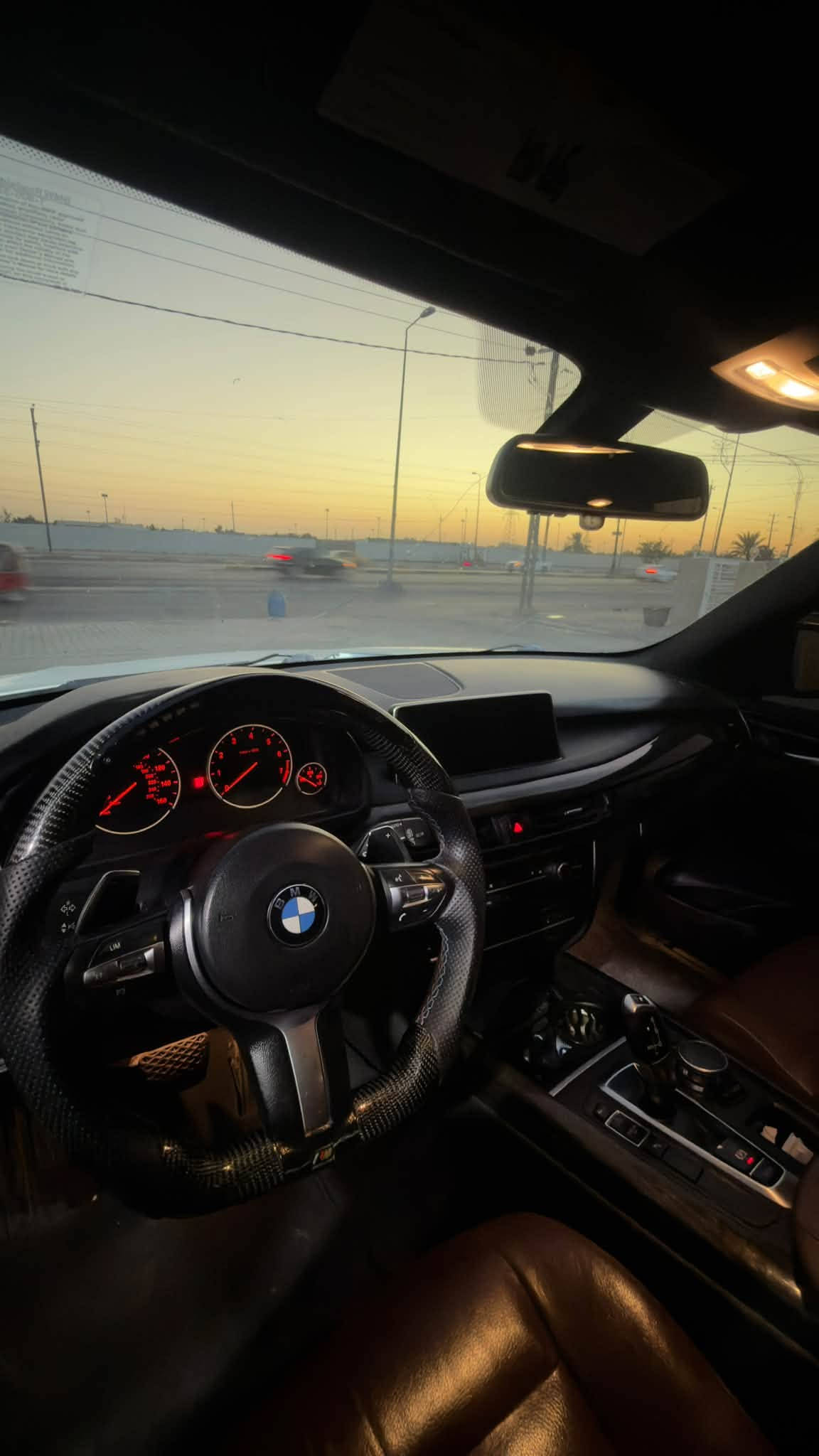 السلام عليكم اخوان
‏ 2017🔥 BMW X5 M competition Kit🇩🇪
ستة سلندر 3000 تون تيربو
 S drive 35i N55 
للبيع
لون ابيض
رقم اربيل الجديد 
هزة وسنوية جديدة باسمي يعني التحويل نفس الدقيقة 🔄
بيها كتاب تضليل 80% 🏴
داخل مشمشي 

السيارة نقص برغي مابيها ✅

‎ السيارة فول مواصفات خنك

‎‏‎🔸بنوراما

‎‏‎🔸نظام القيادة الذاتية

‎‏‎🔸كاميرة خلفية بدقة عالية

‎‏‎🔸رادار لقراءة خطوط الشارع

‎‏‎🔸رادار جانبي 

‎‏‎🔸حساسات

‎‏‎🔸شاشة كبير لمس 

‎‏‎🔸سستم صوت

‎🔸اوتوستوب

‎‏‎🔸مقاعد فول تحكم كهربائي

‎‏‎🔸مقاعد الامامية تدفئة

‎‏‎ 🔸(عدة الوان) انارات داخلية

‎‏‎🔸اضويه اماميه ذكية

‎‏‎🔸نظام النقطة العمياء

‎‏‎🔸اهتزاز الاستيرن عند اقتراب السيارات 

‎‏‎🔸نظام Auto Hold

‎‏‎🔸انظمة قيادة متعددة ( SPORT + SPORT plus + COMFORT+ ECO + INDIVIDUAL) 

‎‏‎🔸مقاعد خزن ميموري  

🔸‎‏  بصمة تشغيل

‎‏‎🔸حساسات اصطفاف ( امامي + خلفي ) 

‎‏‎ 🔸مريا طوي كهرباء + قلاب عند الرجوع للخلف 

‎‏‎🔸ستيرن كهربائي

‎‏‎🔸شفتات على الاستيرن  ( شفتر ) 

‎‏‎🔸نظام ملاحة ( NAV + MAP ) 

‎‏‎🔸مكيف ( امامي + خلفي ) منفصل

‎‏‎🔸نظام  carplay +android 

‎و بعد هواية مواصفات متنذكر 

‎السيارة وارد امريكي 

حادثها بنيد مصبوغ وباب مبدل

محرك و كير كفالة ، تبريد منظومة كاملة جديدة ثلج
حدادية جديدة ومنظومة مي بلادية اي حماوة او مشكلة بالسيارة مبيها
شواصي لغود تكم كفالة اي دواخل مبيها

السيارة ربع متصرف عليها 

ماشية 120 ميل

السعر 210$ وبيها مجال 
مكان السيارة كربلاء  ‏‎

‎للاستفسار 
***********
***********
