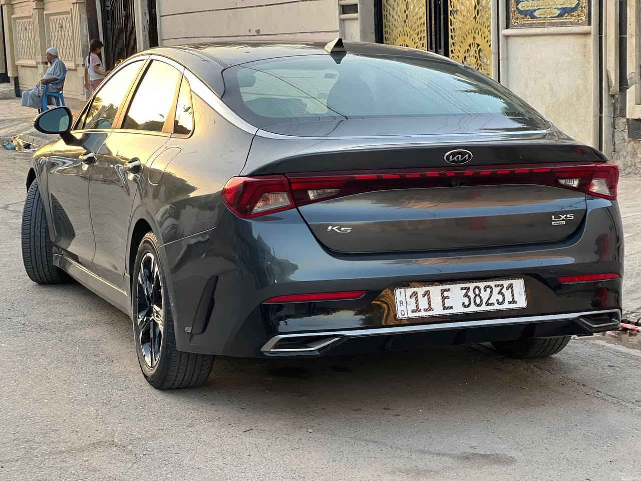 كي فايف مديل 2021 واريد امريكي حادث جاملغ امامي وبنيد تبديل نفس لون بدون دواخل مكينه 1600 تيربو بصمه  باقي لموصفات معروفه السعر 135 مكاني بغداد الحبيبيه الاستفسار ***********
