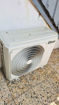 قطعه خارجية • طن ونص • بيها غاز