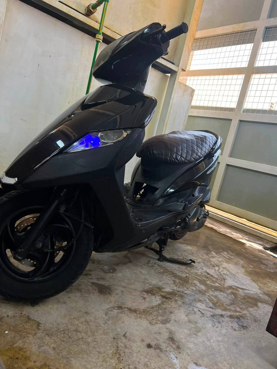 السلام عليكم ماكس ثعلب دراجة بلاديه
مكاني الشعب 
550 وبيه مجال
***********
