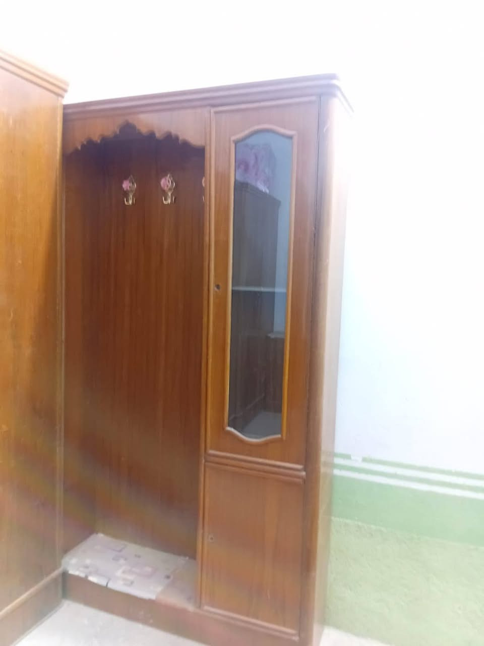 غرفه ست أبواب • بوفيه • معرض طابقين