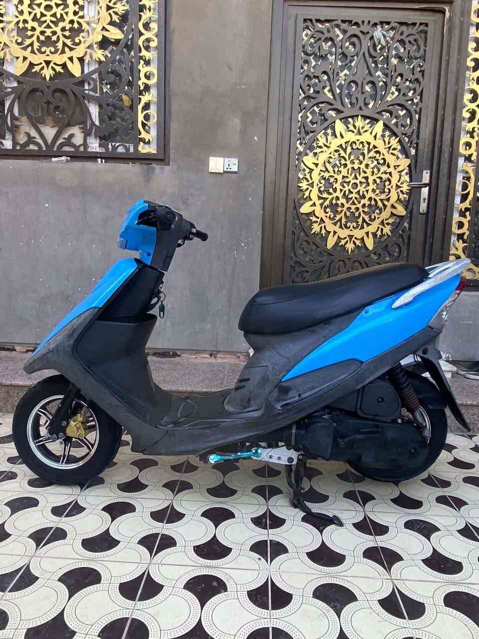 سلام عليكم دراجه ماكس للبيع 
مكفوله من كلشي برغي مامفتوح وتفاصيل خاص
السعر خاص 
***********
