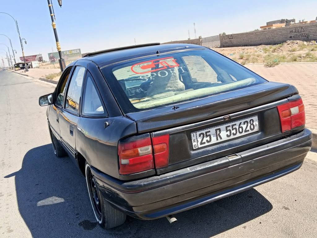 سياره اوبل فكترا موديل 89 GT
حجم 18شرط لا صرف ولا بخار  
كير عادي شرط 
مابي اي شي رقم سنويه كله جديد مشروع وطني بيه دفتر بانزين كهربائيه كلها شغال اربع إطارات جديد  تدفئه شغال صدر جديد  دبل جديد 
سياره صبغ عام جماليه فقط 
السياره مال بيت نضيفه طوبه 
سعرها 35  بيها مجال بسيط 
مكان كركوك 
*********** كركوك, العراق
