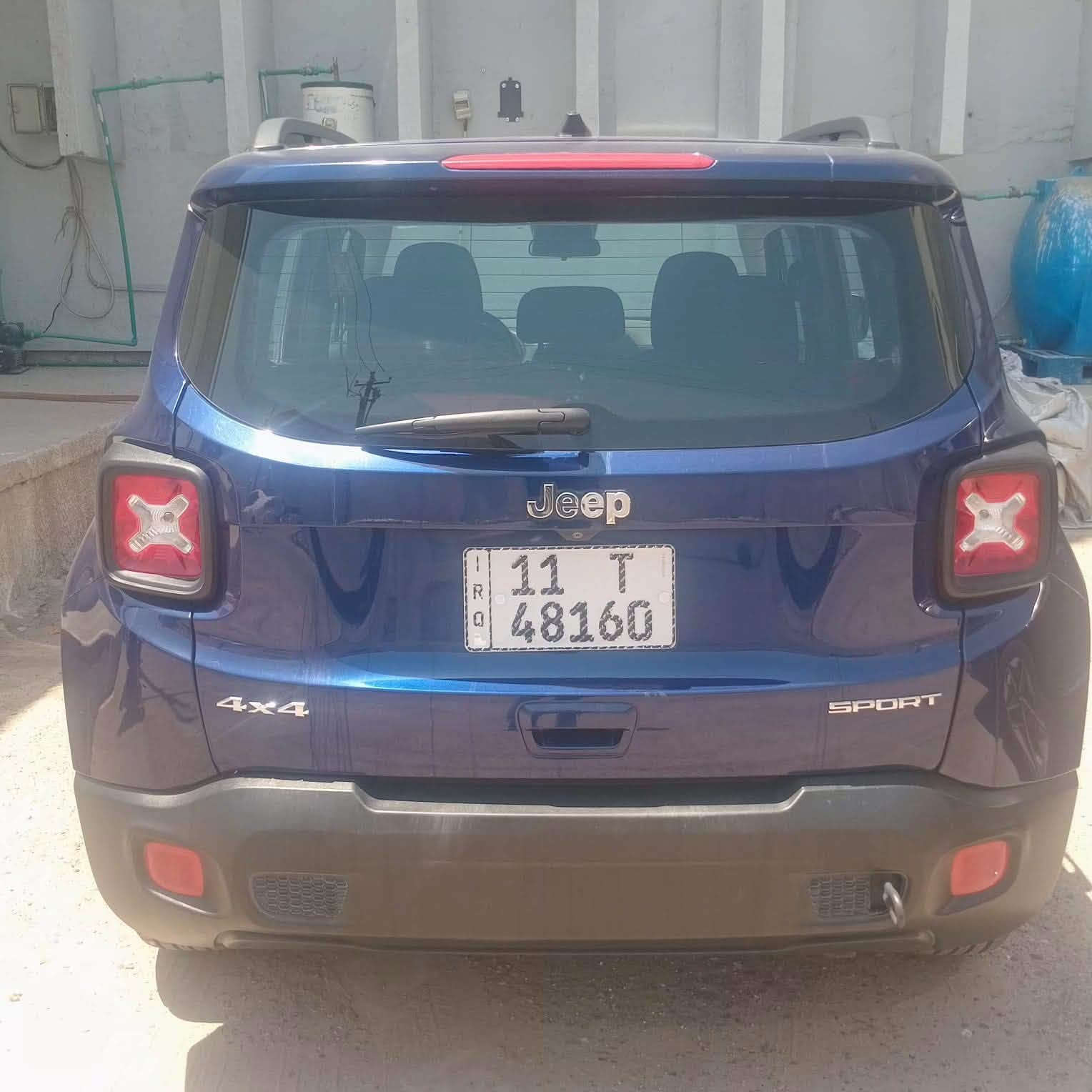 السلام عليكم جيب رنجد موديل 18 مكينه 2400 السياره باسمي بصمه تشغيل وبيه مكينه جديده السعر 95 وبيه مجال اي ستفسار اتصل الرقم بيه وتس اب ***********

