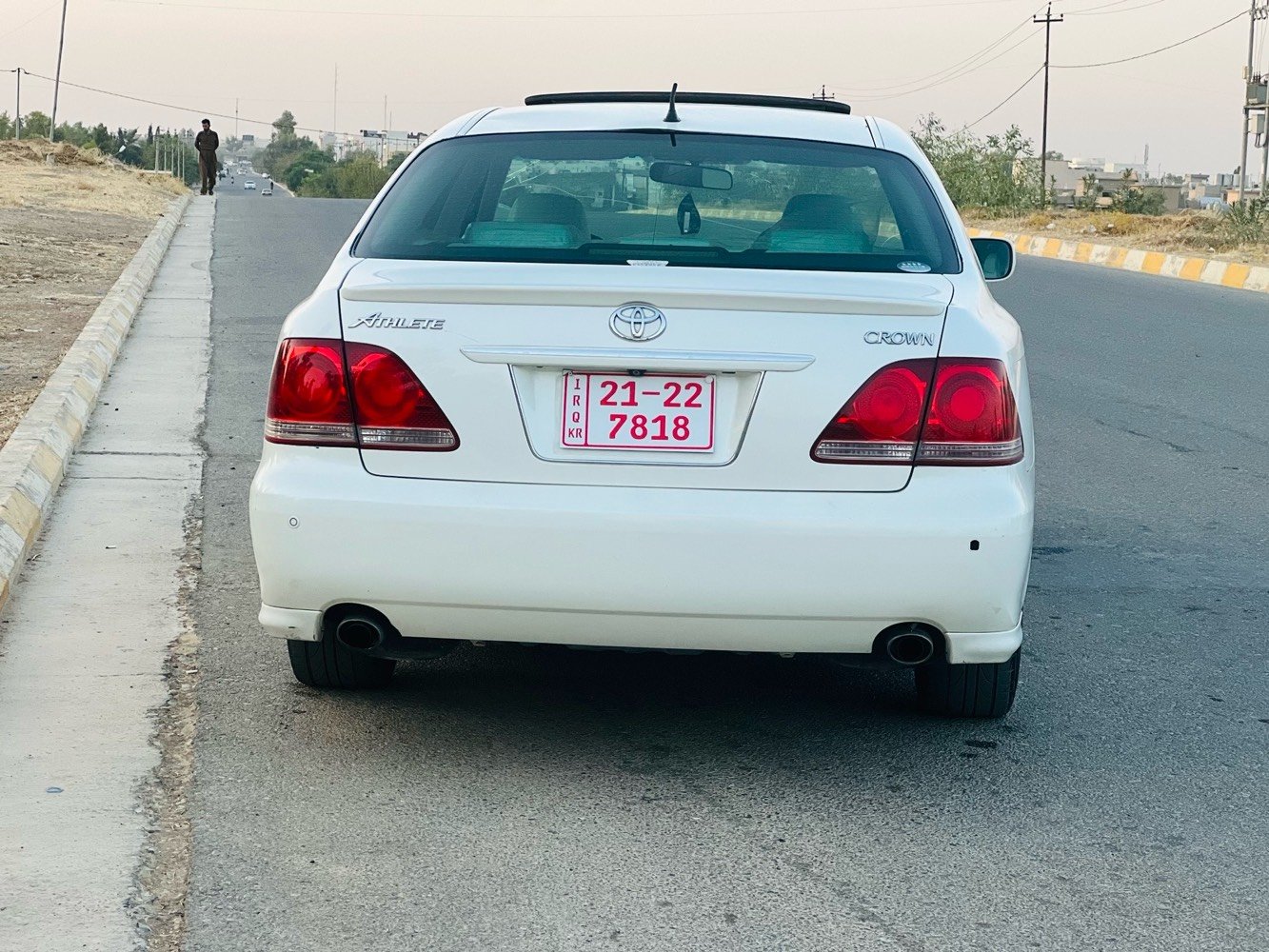 بەناوی خوای گەورە و میهرەبان
شتی لۆک و سفر شاهینە ٢٠٠٥ ،١٨٢ بەتامی ٨٤ بێ دووکەڵ.. بڕاوەیە
هەتا چاو حەزکا جوان و بەقوەتە 
٣ دووگمەی سلایت و جلدی سپیە 
ڕۆنی گۆڕاوە هایدرۆلیکی گۆڕاوە تەواوی مەسرەفی کراوە،
ئازیزان سەیارەکە کۆدی نیە و تازە داخلە بەڵام تێر مەسرەفە و مەسرەفی تیا نەماوە.
بۆ نرخیشی ٥٨ گڵاو کەمێک مەجالی برایانە سەیارەکە هەڵڕەتاوی بازاڕ نیە یەک دەسی کردوە خۆم وەرم گردوە.
چوار ویلی دینگەی نەوتی لەژێرایە و تایەی یابانیە و زۆر باشە .
ژم.***********
ڕەحمەتت لێبێ مووشتەری نیت سەرمان مەیەشێنە..