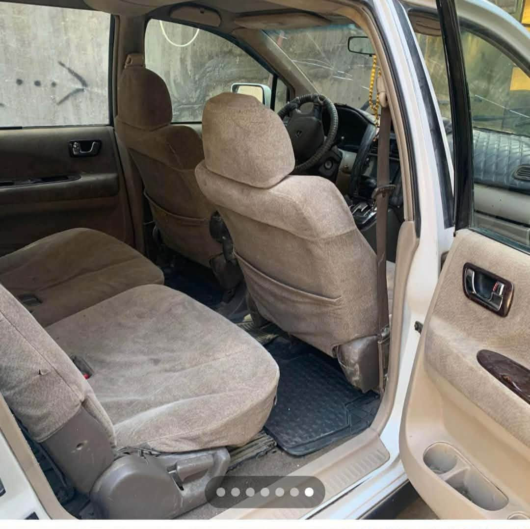 من رخصة الأخ المسؤل
مسيوبوشي شاريوت موديل 2008 بغداد مشروع وطني باسمي سياره جاهزه تبريد قطعتين محرك كير كامري 2000 ابو الجف جيد جدا كهربا ئيات جاهزه مري كهرباء شفط بيه صبغ هلال جاملغ خلفي وبنيد فقط7 راكب تحويل مباشر  شرط مكاتبه مروري صدر السياره يحتاج ملاحضات مع اذان محرك سنويه لغاية 2028سعر 52 ورقه مجال بصيط مكاني بغداد للمعلومات 
*********** بغداد, العراق
