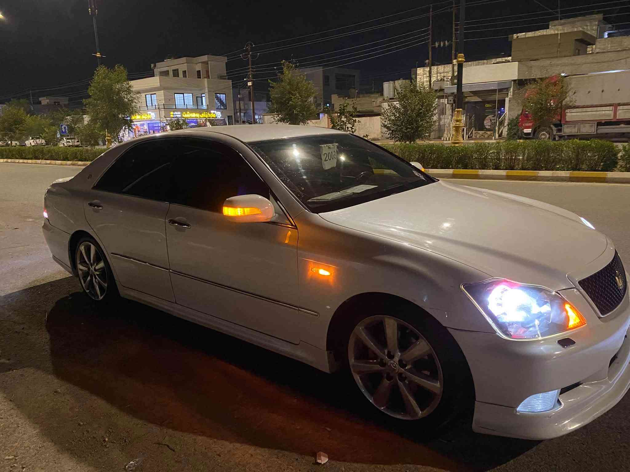 كراون ١٨٢ • ٢٠٠٥ • ٢٠٠٠٠٠