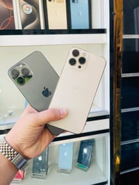 🫡 للبيع قطعتين ١٣  الاول ..iPhone 13 pro max  ذاكرا 256  بطاريه 76% بل...