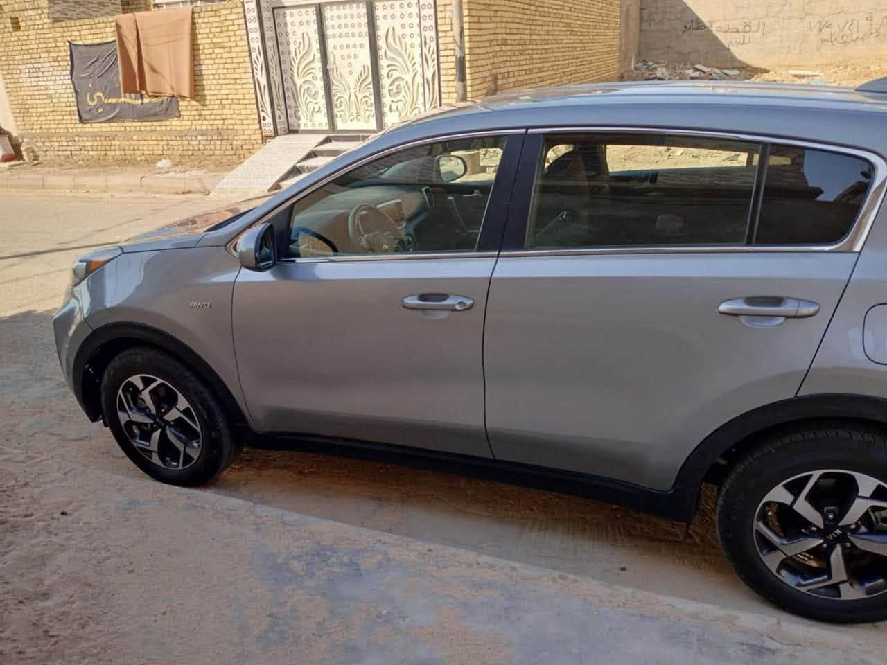 كيه سبورتج Lx
وارد أمريكي موديل 22 محرك 2500 فور ويل رادار امامي سياقه ذاتيه كاميره خلفيه مانع انزلاق نظام ايكو تحديد مسار لايت زنون كروس سرعه تبريد امامي وخلفي رقم بغداد السعر 175 وبيه مجال الضرر باب السائق مع الخلفي بارد بدون فتح
الرقم ***********
