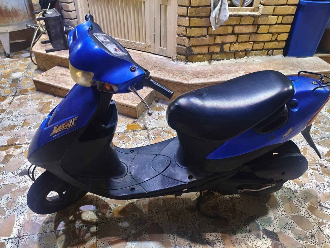 سلام عليكم دراجه ساسوكي نظيفه لبيع السعر 300 وبيهه مجال  للشراي *********** الرقم بيه واتساب
