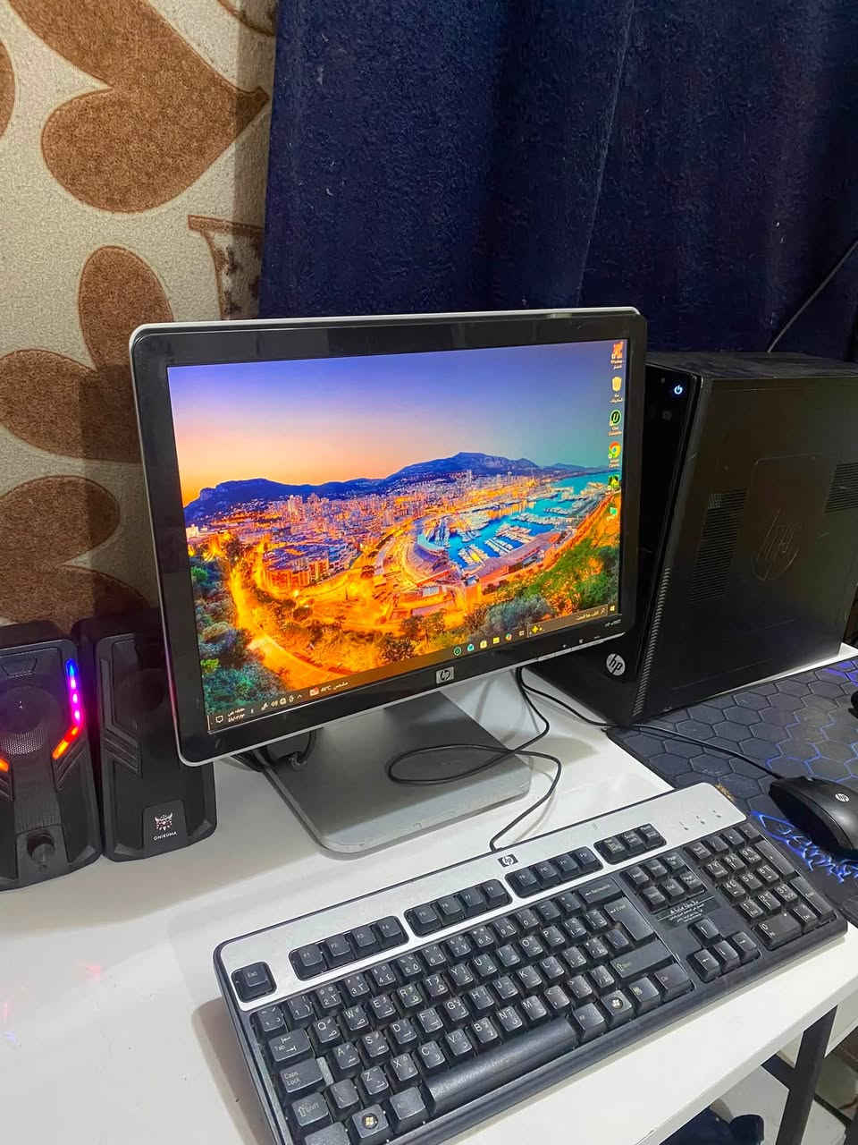 السلام عليكم اخوان تجميعه كامله ألعاب و شغل مكتبي التجميعه متوفره 

الكيس  HP Desktop Case لأصلي 

مواصفات الجهاز
اسم الجهاز
المعالج
ذاكرة RAM المثبتة
بطاقة الرسومات
مساحة التخزين
معرف الجهاز
معرّف المنتج
نوع النظام
العلم واللمس
DESKTOP-36MIK97
Intel(R) Core(TM) i5-3470 CPU @ 3.20GHz 3.20 GHz
16,0 غيغابايت
AMD Radeon HD 6450 (1009 MB)
119 GB SSD KingstonSA400S37, 466 GB HDD ST500DM002-1BD142
A66D850F-281F-429A-A0A1-786940D7AAF2
:00330-80000-00000-AA572
نظام تشغيل بإصدار 64 بت ومعالج يستند إلى x64 لا يتوفر إدخال باللمس أو بالقلم الجهاز يجي ويا كيبورد ماوس حوستك اكس بوكس لأصلي شاشه 21 انج من شركه hp
تواصل واتساب ***********
