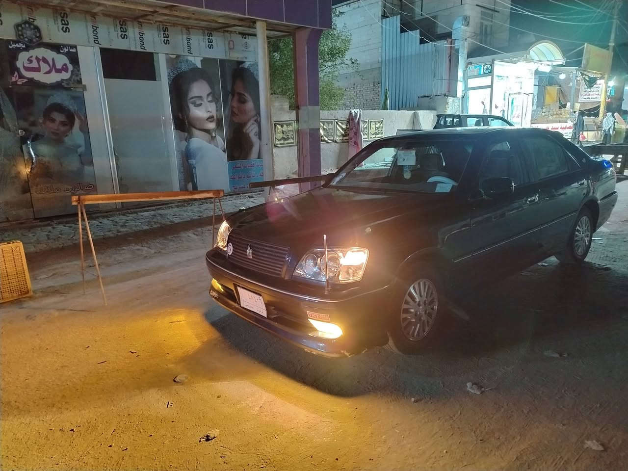 ملكه،2003اصل كرستال شاصي 75ديفور الكبير 4كم تبريد خلفي  قرار48 مامدفوع كمركه  فقط وكاله 
بيه فقط جاملخ الكدام فقط فخذه احنه نسميه 
رقام ورقيه خاف تجي واكول ماادري معاملته كله موجوده
تبريد ثلج حداديه جديده تخم تاير كله جديد 
الله ربع ماذب عليه لايت ابوعيون عالي وناصي زنون
شتكول على سياره نضيفه الله شاهد 
مكاني النجف الاشرف سعر والله بلاش 65 
واني خادم ***********
صراف بانزين ماكو ثق بلقران الكريم البغداد روحه ورجعه15الف تبريد وامشي 160
