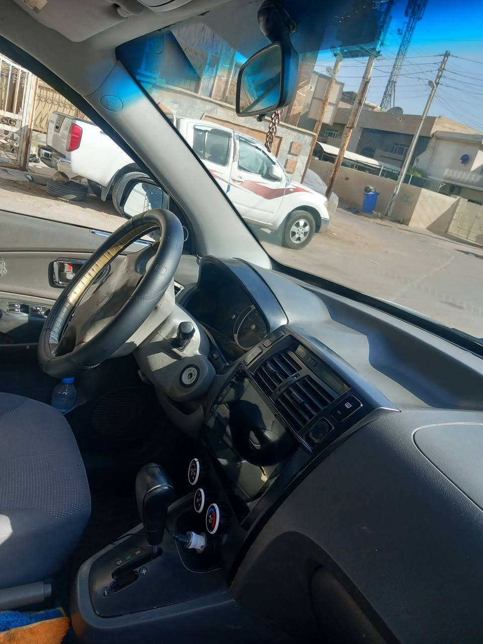 توسان • ٢٠٠٧ • حجم ٢٠٠٠