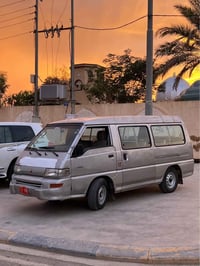 ميتسوبيشي L300 • ٢٠٠٢ • كالار