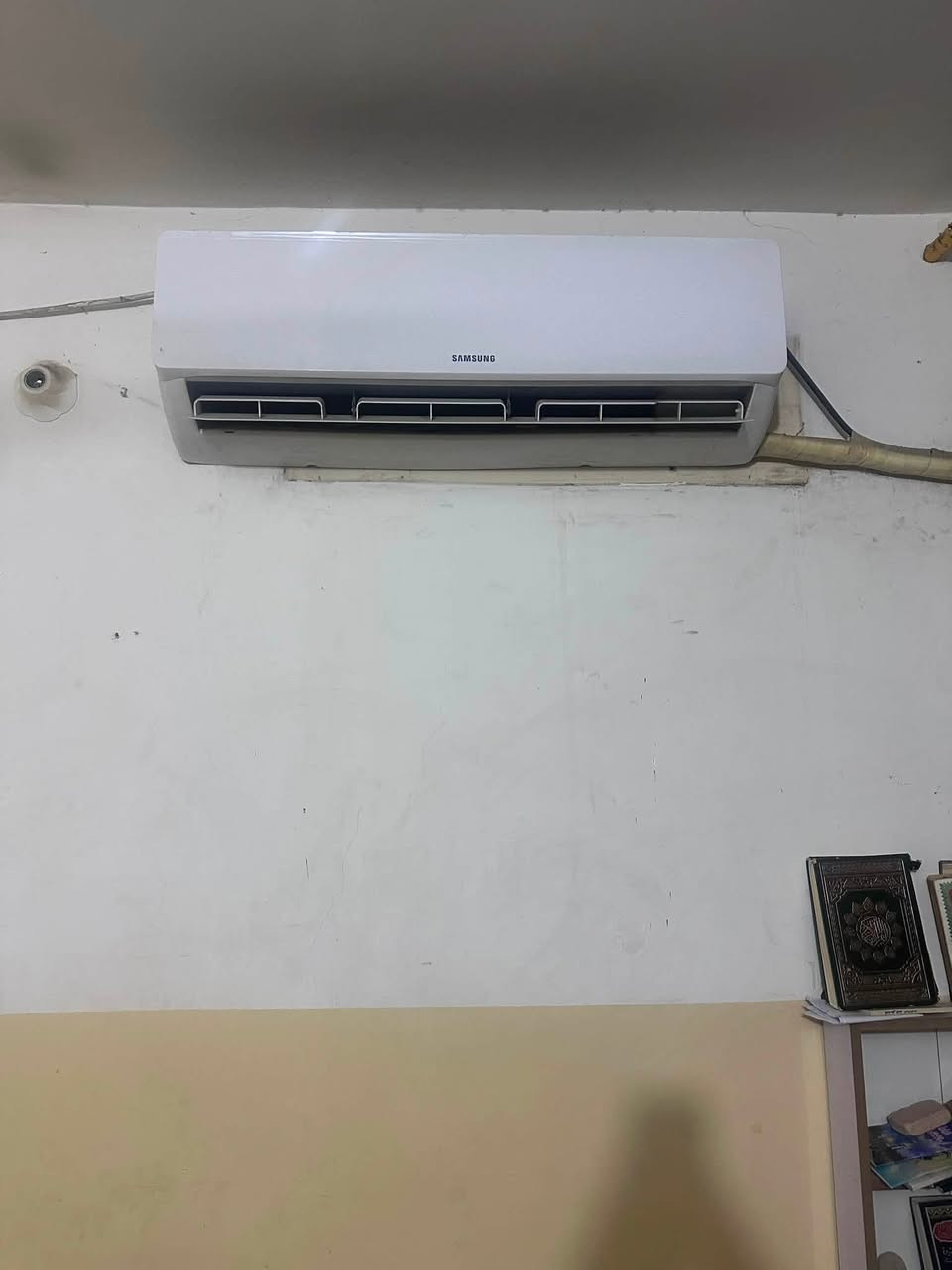 كاونتر مترين يحتاج تعديلات سعره 150 بي مجال غسلات عاديه عدد ثنين سعر وحده 75 سبالت عدد ثنين نوعيه الكري والمتين سعر واحد 400 استخدام قليل طنين الواحد العنوان حي الوفاء الاتصال ع رقم 

‭***********‬
