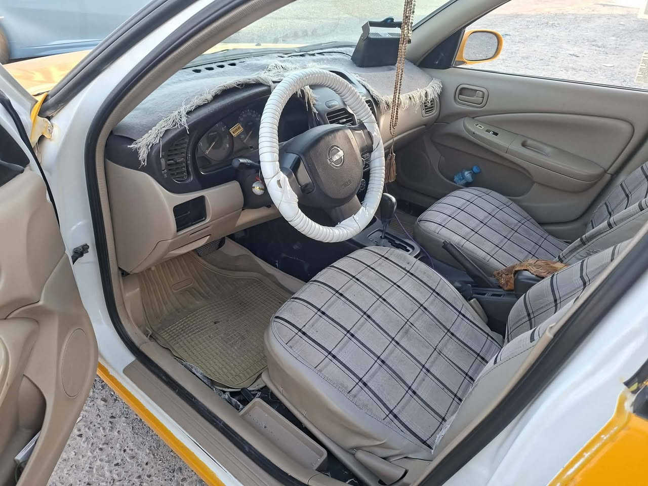 نيسان سنى كورى 2009 كيرتوماتيك محرك ابيض بدون تبديل سيار شاعر بدون اضبار دفتر بنزين مابي سعر62 ***********
***********
