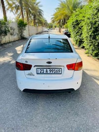 فول • فتحة سقف • ٢٠١١