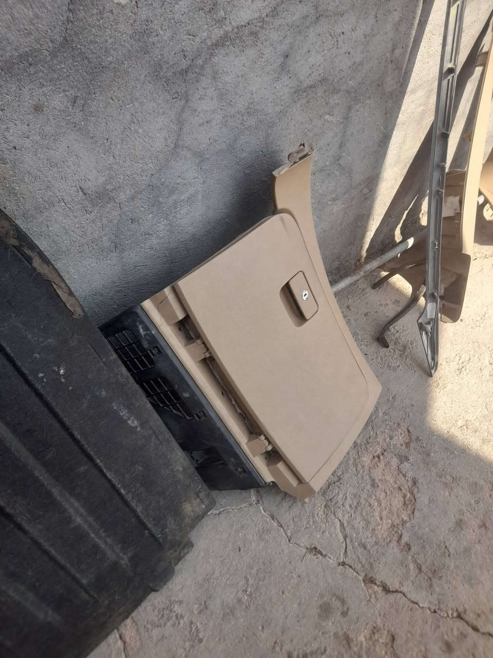 سوناتا • ٢٠١٢ • قطع غيار