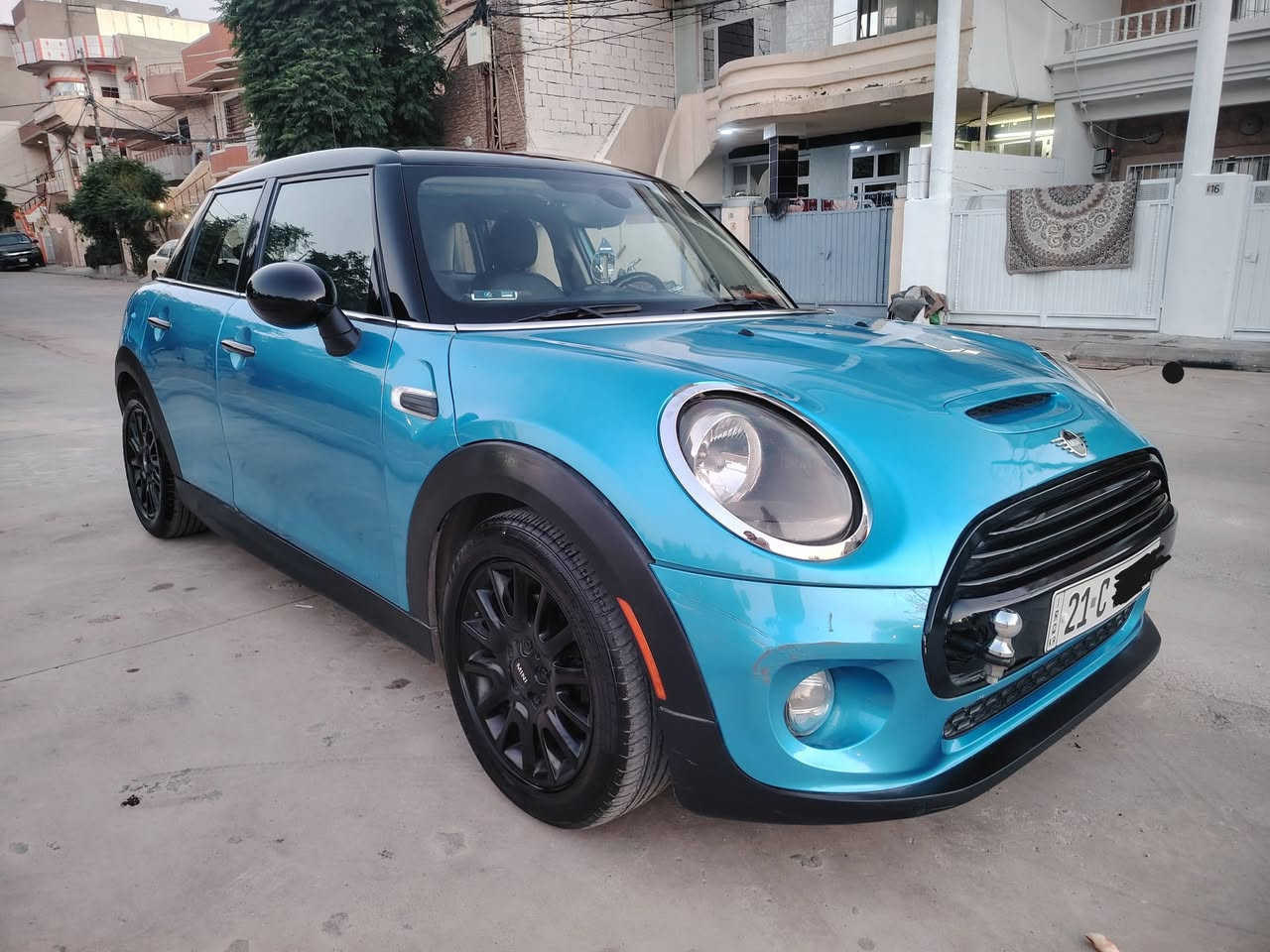mini copar 2019گێر عادی چوار دەرگا دووڕەنگ سەقف ڕەش و پانۆراما کوشن جلت و هیتەر 7ڕەنگ  تراکشن ئتۆستۆپ لید90میل ڕۆشووە 3بستۆن و تۆر بۆ هەر چوار دەرگاکەی ‌بۆیاخە ڕەسمی دەعمەکەیم داناوە سعری 119گەڵاو کەمێک مەعامەلە گۆڕینەوەش ئەکەم گەر بەدڵم بێت ***********
