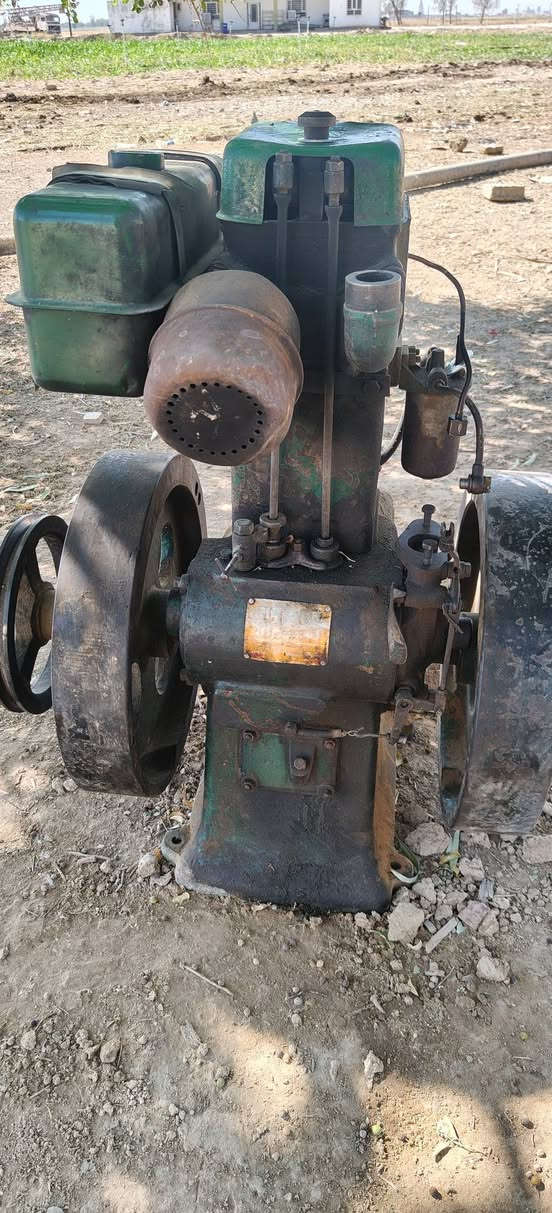 ***********
السلام عليكم لستر للبيع سعر 350وبي مجال
