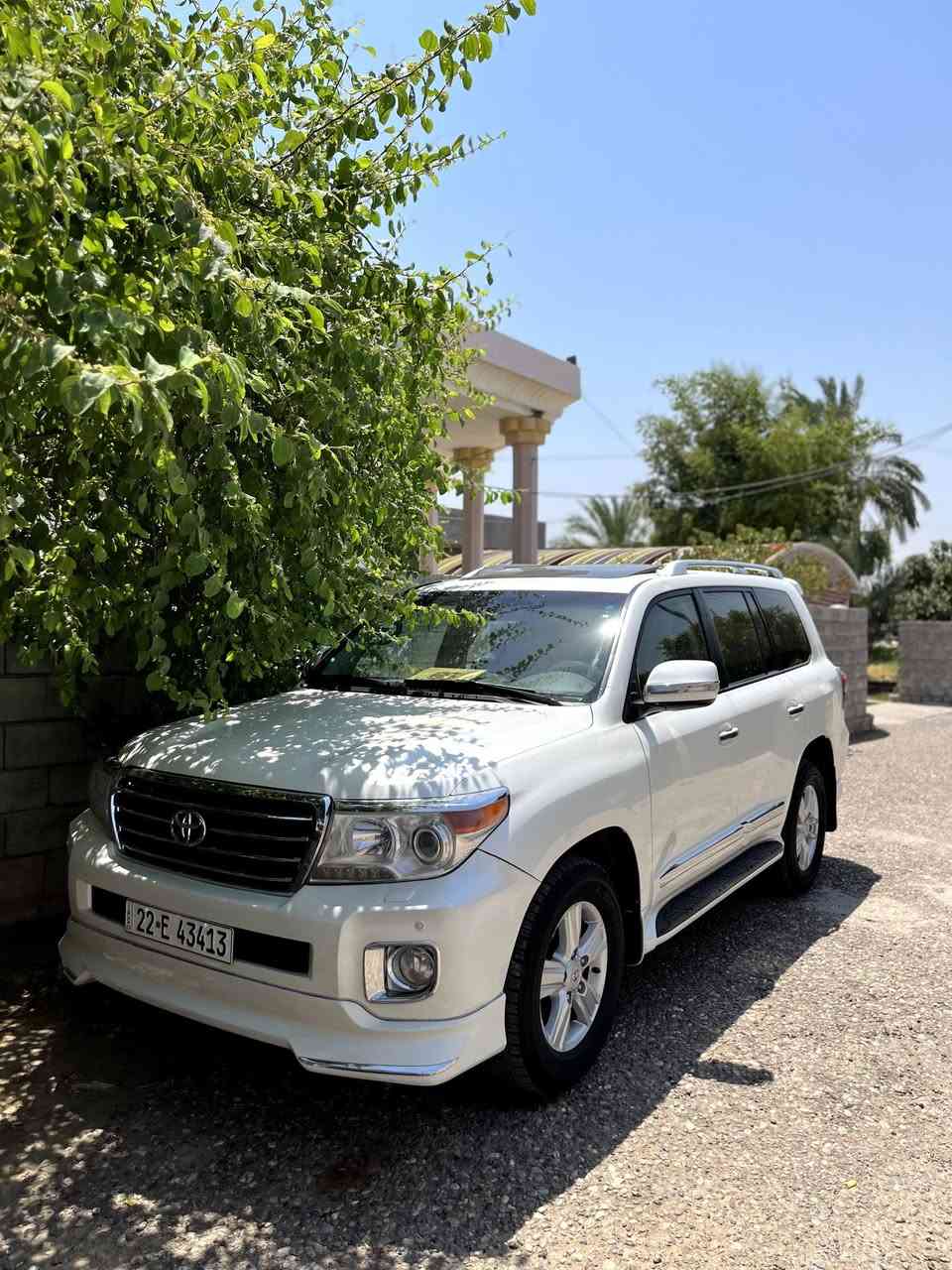 السلام عليكم . اخوان 
لاندكروز للبيع فقط* موديل 2013 .بريم v6 4.0/  gx_r
رقم أربيل سنوية للـ28 
ماشية 130 الف 
تبريد ثلج 3 قطع 
تخم تايرات جديد 
ادامه كاملة لـ منظومة البانزين 
  مكفولة عدا جاملغ عكس السايق وكم رصعه موضحاً بالسونار .

مكينة تجفيت قبل سنتين شغل درجة اولى أي مشكلة ما بيها 
السيارة عل أيد وحدة ونصبتها بالواقع احلى من الصور .

السعر 370 وبيها مجال .
المكان محافظة صلاح الدين _ قضاء بلد 
للاتصال : *********** استاذ عامر .
