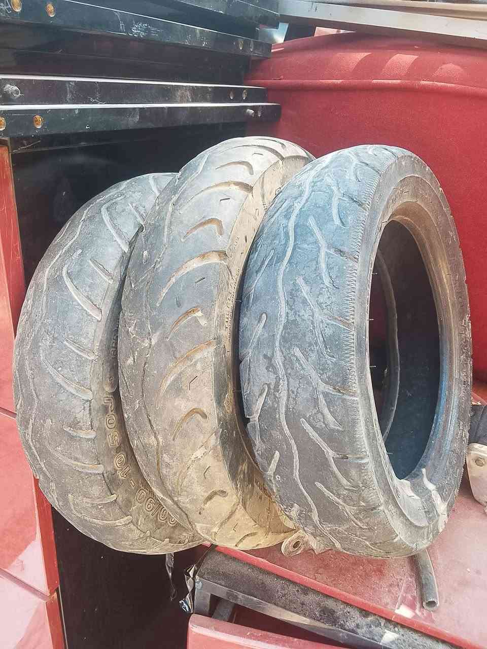 اغراض ماكس قبق هندر كامل بس تشده والباقيات مقابيلكم بالصور توصيل ما عندي اسعار كلش منا مناسبه وقبق هندر مسكنس نازل موجود مستعجل على البيع بغداد الدوره ***********
