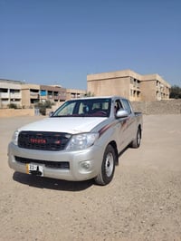 هايلوكس • ٢٠٠٦ • رقم اربيل