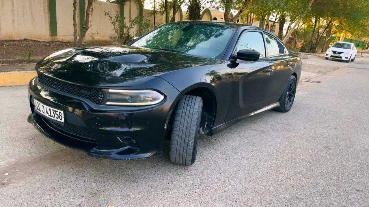 السلام عليكم 
جارجر موديل 18 امريكي رقم اربيل فول واحد على واحد  فور ويل حادثها مع الصور  ليبل انت طلعها السعر 145$ وبيهه مجال حك جيه 
العنوان بغداد تقاطع نهروان 
التصال/.   ***********
