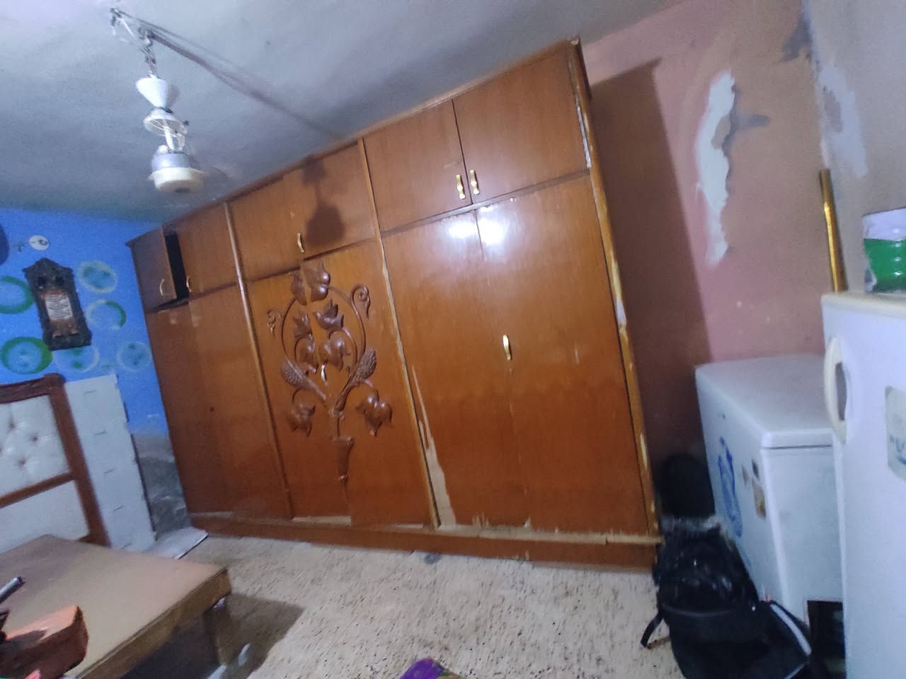 غرفة نوم • صاج • للبيع