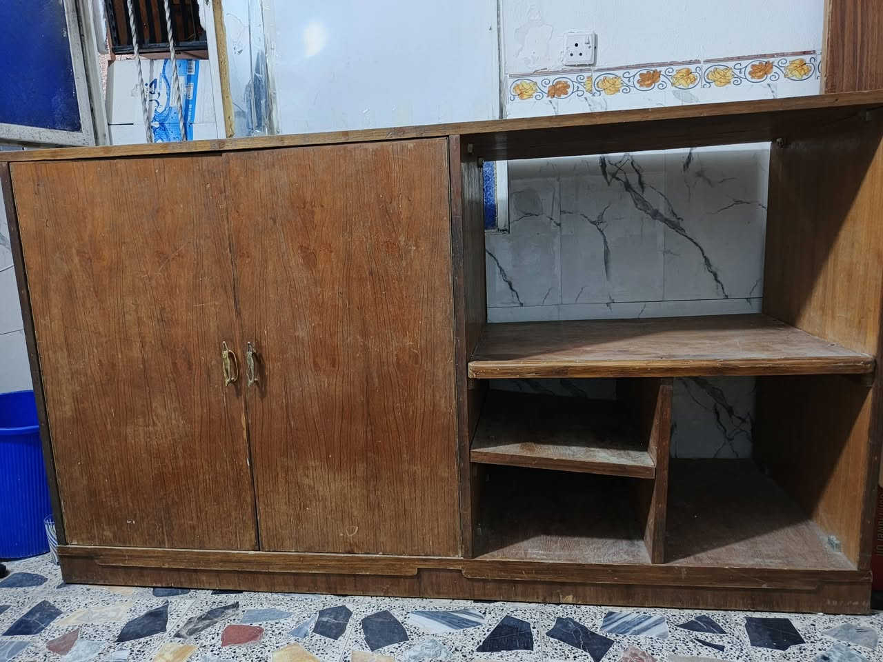 سلام عليكم بوفية وكنتور بابين للبيع نضافة حلوة يحتاج فقط تلميع يصيرن حلوات مكاني حي اور بغداد ***********
