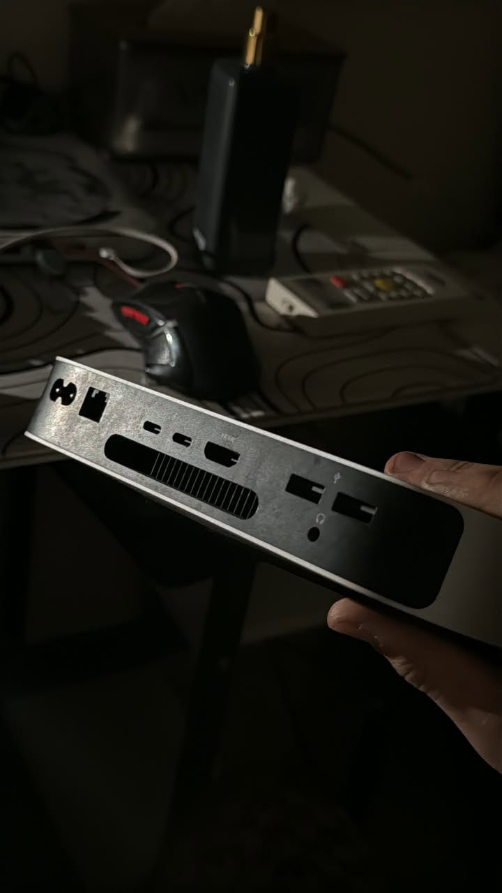 ماك ميني M2 • ٨ جيجا رام • ٢٥٦ جيجا SSD