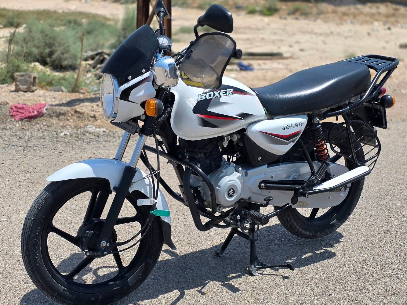 بوكسر 2023 🏍
دراجه مكفوله كفاله عامه 
دراجه بعدها جديده ماشيه 12 الف حقيقي 
ارقام انكلزي وتحويل ثاني يوم 
مكان / بعقوبه 
سعر / 2400 بيها مجال 
رقم + وتساب / ***********