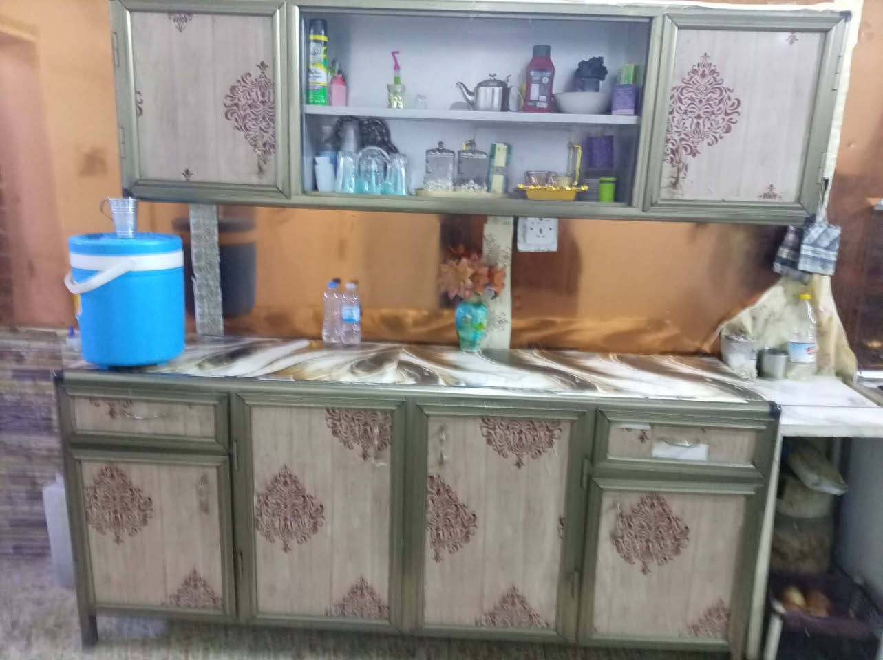 السلام عليكم عندي غراض مستعمله للبيع الاستفسار الاتصال ***********
