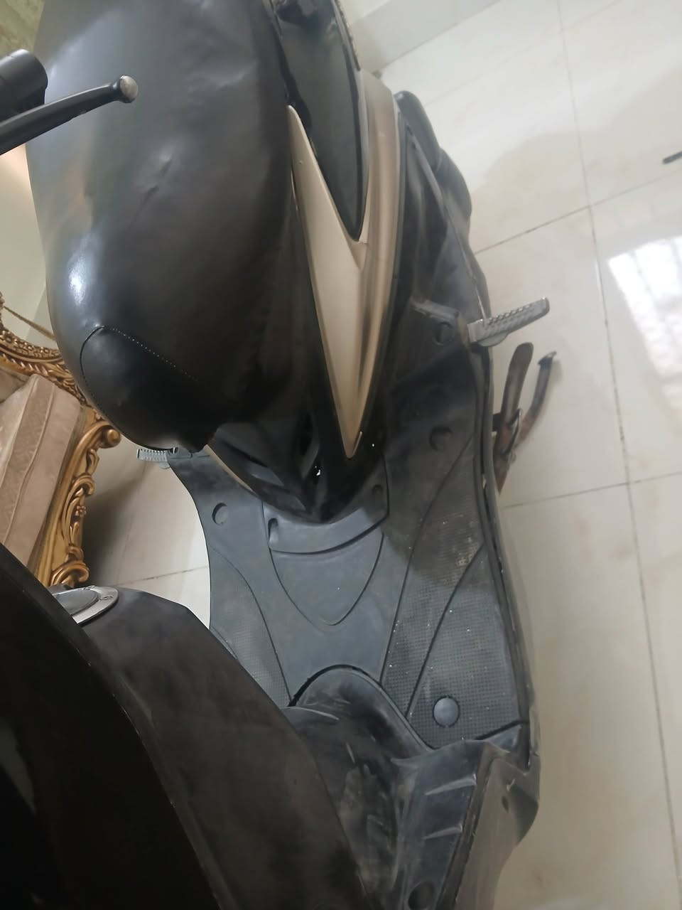 سلام عليكم سكنس طلاعات نوزل ياباني دراجه مال رمبه خرسه شرط خرسه المكينه كهربايات كلهه شغال كفرات ختم بيهه زوج تاير جديد للبيع مكان بغداد الشعب السعر ٨٥٠ شراي اتصل وبيك خير ودلل ***********
