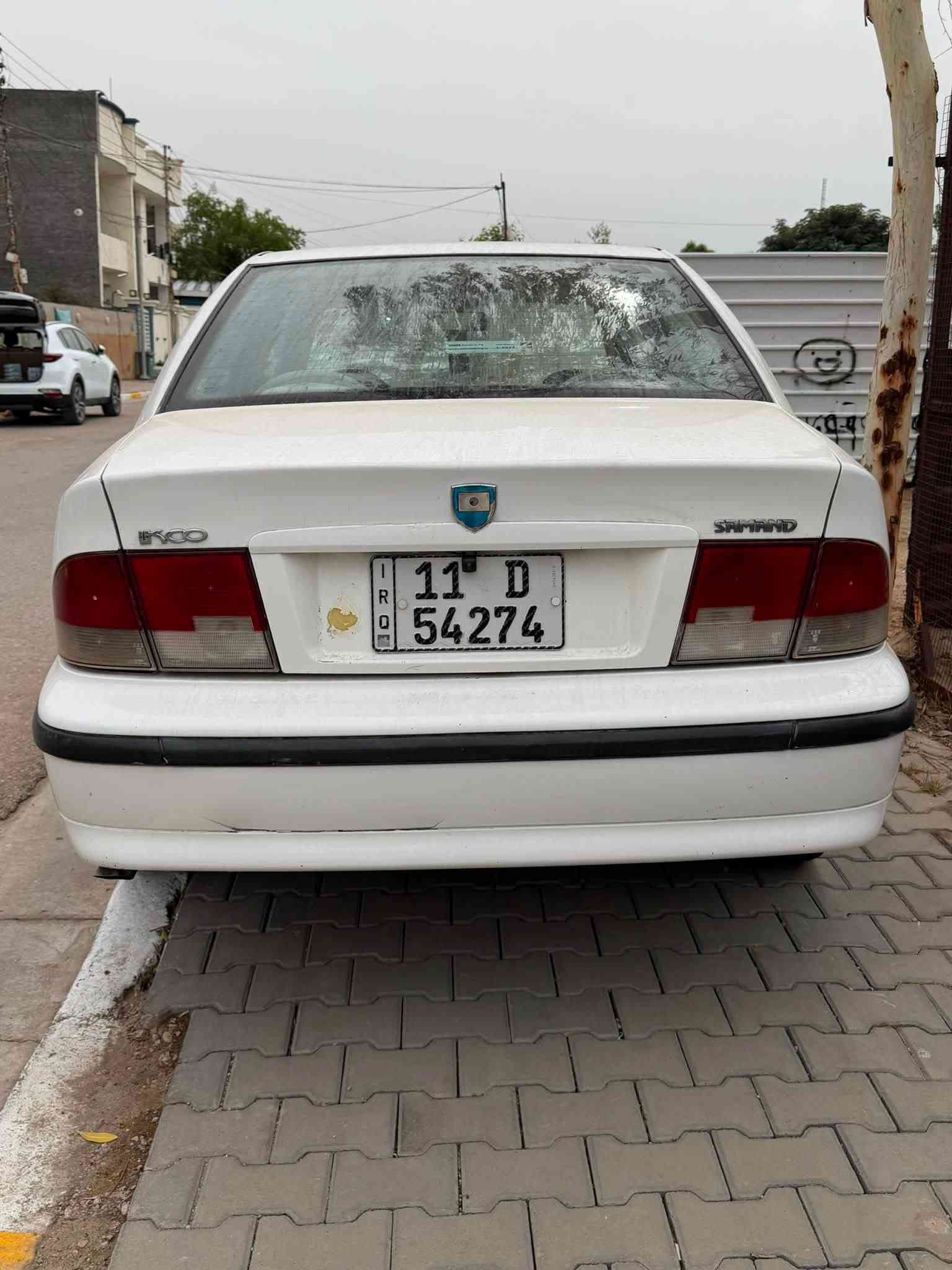 سمند • ٢٠١١ • مكينة مكسورة