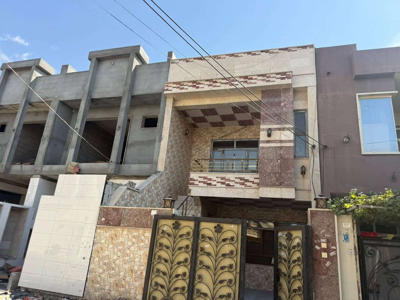 بيض • منطقة خمسة حصاروخ • للبيع