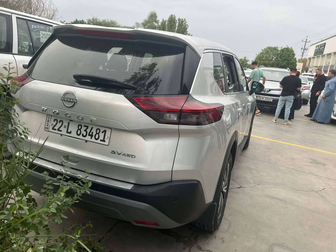 نسيان روج موديل 2022
SV AWD 
ماشية 75000KM
مواصفات دبل أكسل 
رقم اربيل سنوية ل2029
حساسات أمامية وخلفية و جانبية 
ظرر قطعتين صبغ بونيد وجملغ صفحة السايق 
ادامة كاملة 
محرك مفتوح 
كيرومحرك شرط الفحص مابية تبخير
السعر 140بيه مجال 
مكان السيارة سلمانية كلار
رقم الهاتف ***********
