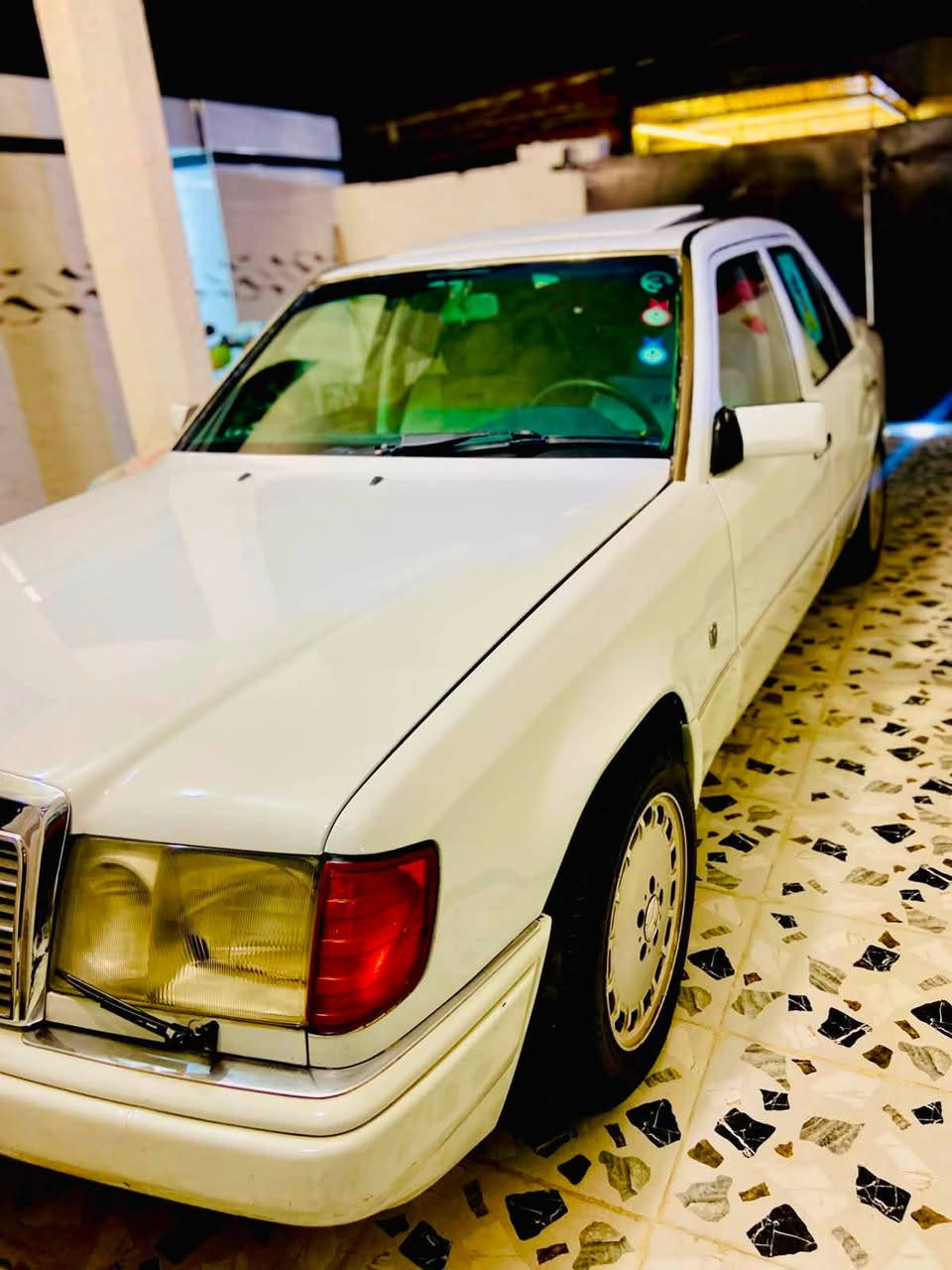 السلام عليكم للبيع مرسيدس دب موديل 1991 رقم أربيل دولي تحويل مباشر محور كير و محرك بطه 2500 العنوان صلاح الدين الاسحاقي التواصل ***********
