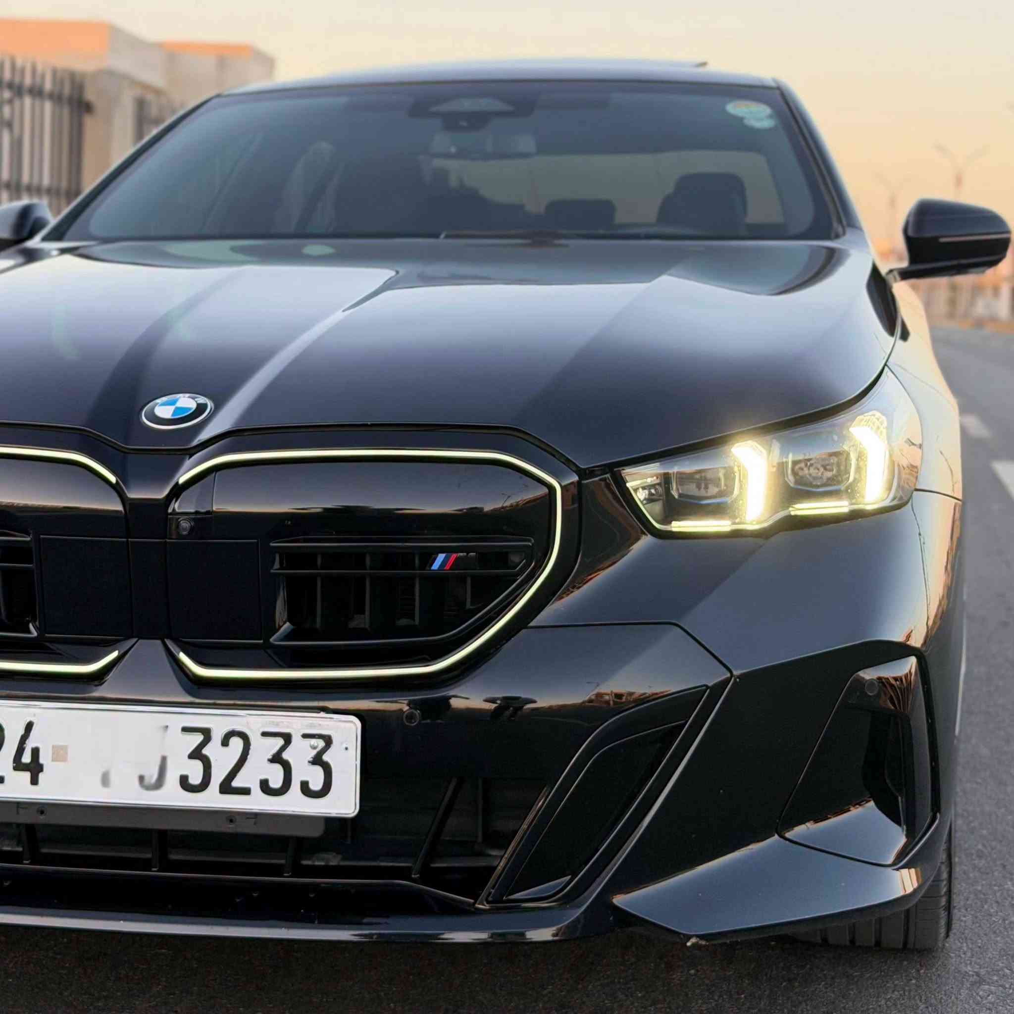 BMW 530i M-Package X drive 2024
وارد الأمريكي بدون صبغ

ماشية 40 الف ميل 

فول مواصفات محرك 2.0 توين توربو 

كامرة و رادار 360

سماعات harman kardon

مغلفة كامل PPF

جامات مضلل  موافقة مرور 

الأستفسار :***********
