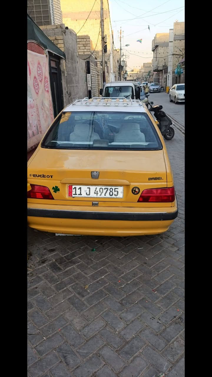 السلام عليكم بيجو بارص موديل 16 تكسي بغداد انكليزي بسمنه السعر 38وبيهه مجال الكان بغداد ام الكبر والغزلان@رقم الهاتف ***********
