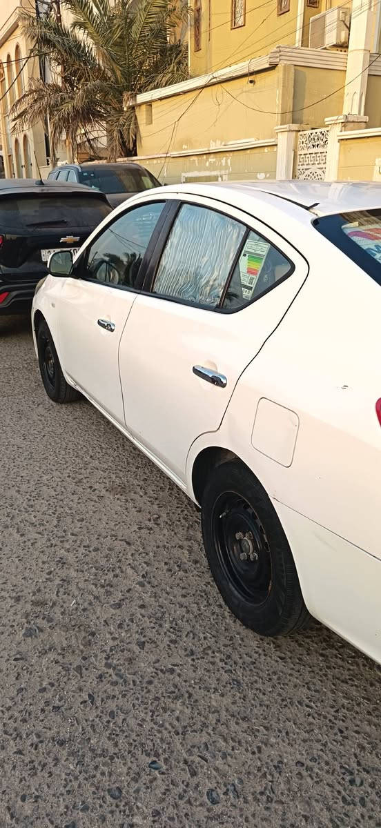 نيسان هندي موديل 2019
سنويه منتهيه من24 لا تبديل ولا صبغ بيهه بارد بالباب الأيمن قليل السعر 80
وبيها مجال ان شاء الله مكاني البصرة البهادريه ***********
