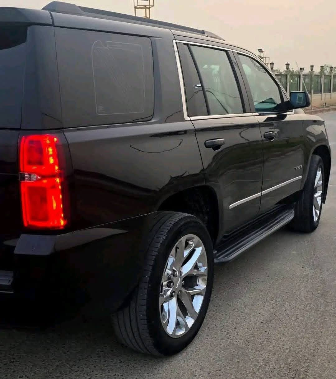 تاهو 2020خليجي، كفالة عامة
مواصفات LS 
شاشة كبيرة، قاصه، كشنات كهرباء، دواخل لونين
حساسات أمامية وخلفية، كاميرا خلفية
باقي المواصفات المعروفة
سبير ما ناز، تبريد 3 قطع ثلج
رقم بغداد الجديد، كامل التحويل سنوية جديدة

 المكان: الديوانية 
السعر 370
***********
