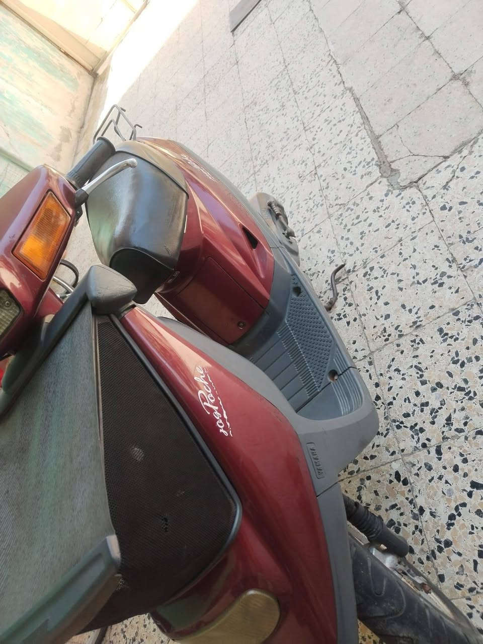 السلام عليكم ماطور بزون للبيع ما مفتوح لا مكينه ولا قبغ هندر الماطور خام السعر خاص او اتصل ***********
