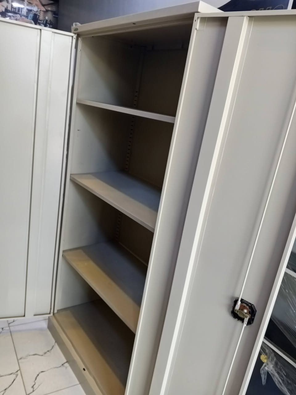 لوكرات حديد مدرسيه مخزنيه ثقيل عنوان بغداد مدينه الصدر
تواصل واتساب 🔻 ***********
